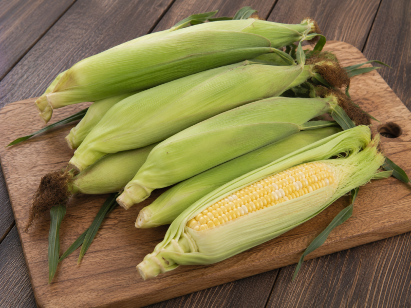 Sweet Corn: 1 dozen
