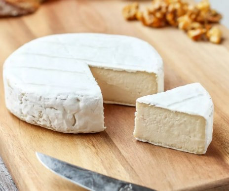 Camembert Cheese: 1/3lb wheel